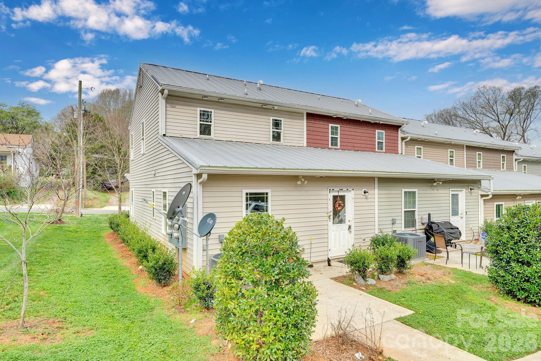 372 E Mills Avenue — Mooresville