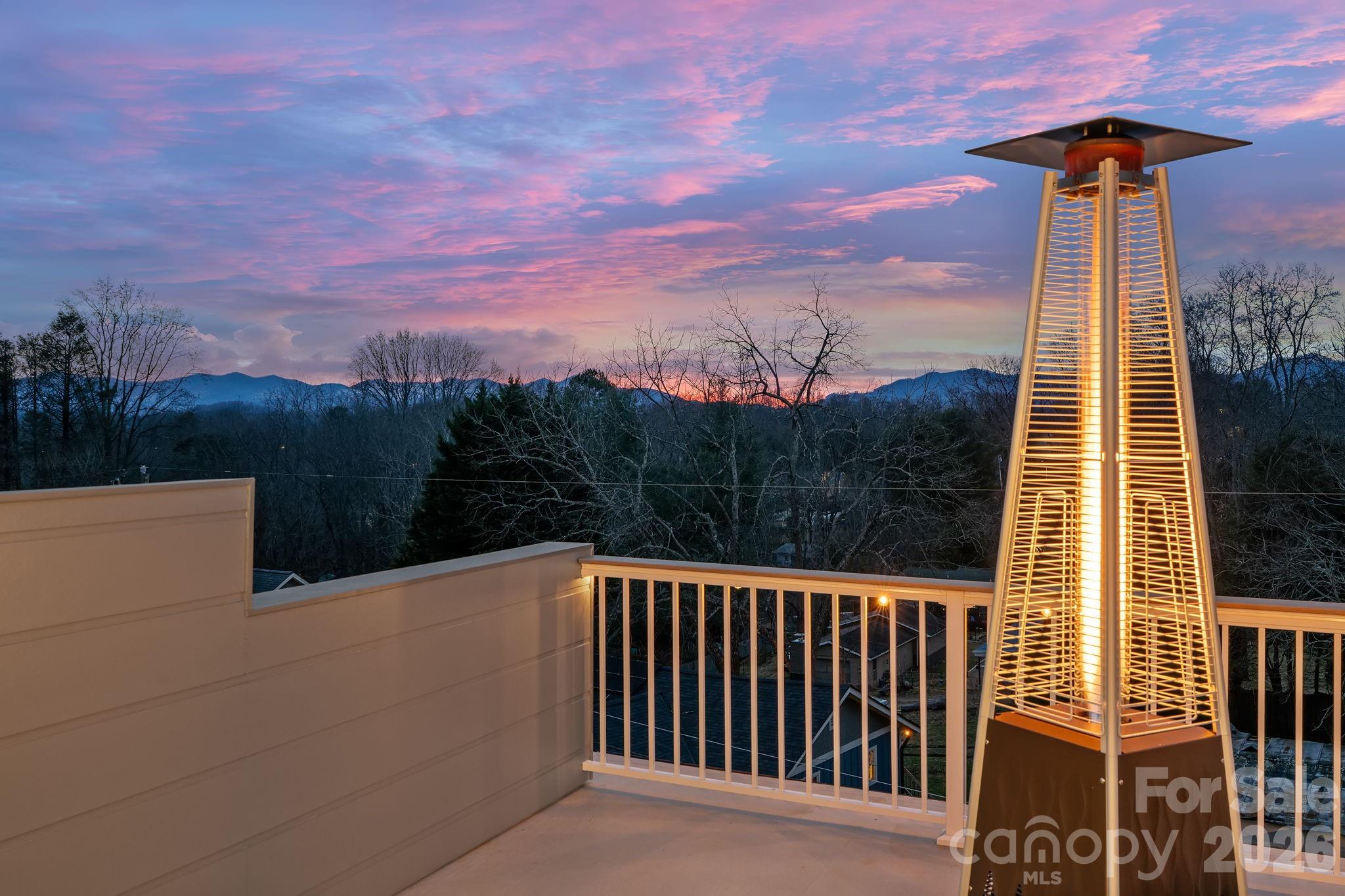 9 Gudger Road — Asheville