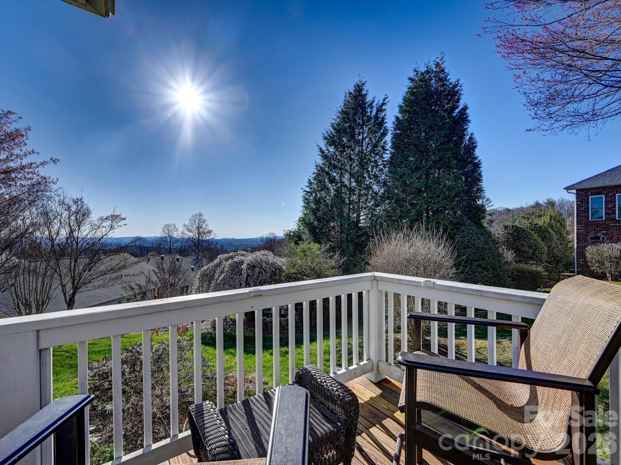 653 High Quarry Road — Hendersonville