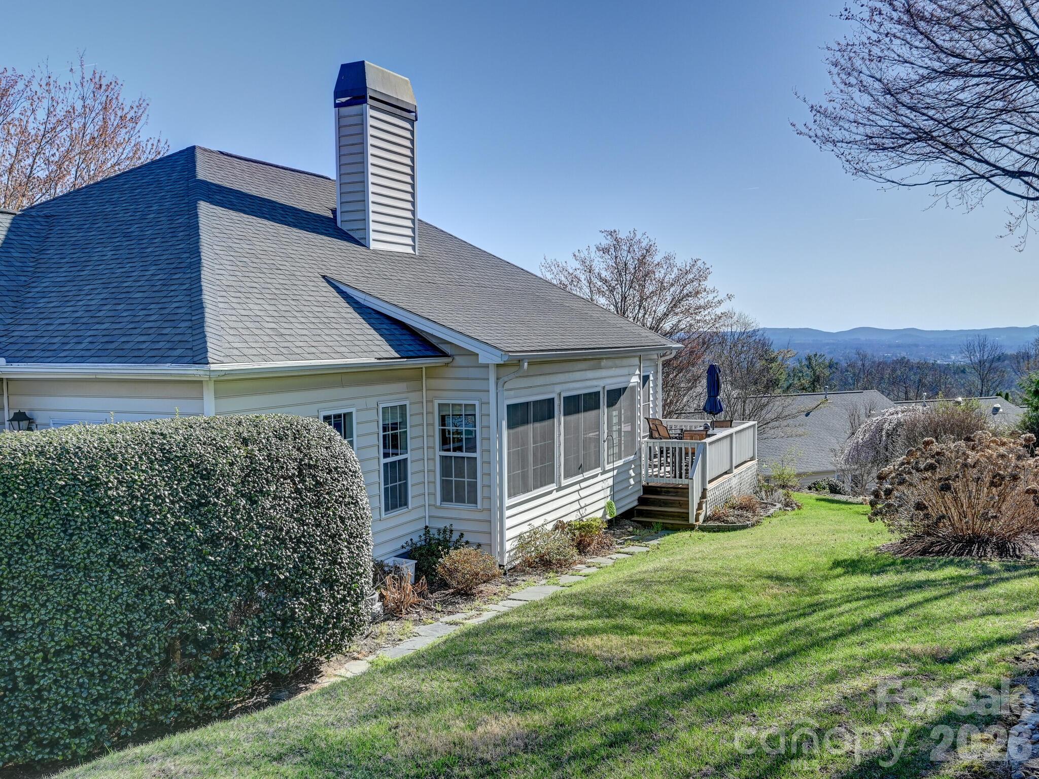 653 High Quarry Road — Hendersonville