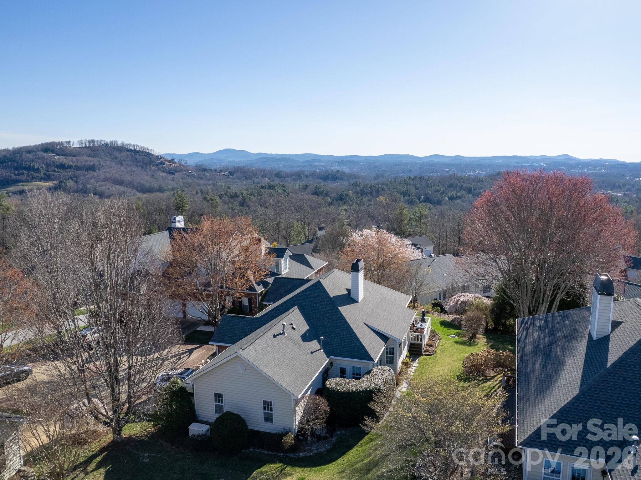 653 High Quarry Road — Hendersonville