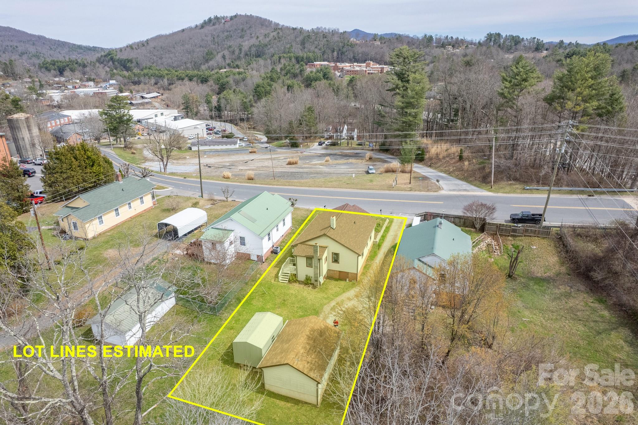 400 Summit Avenue — Spruce Pine