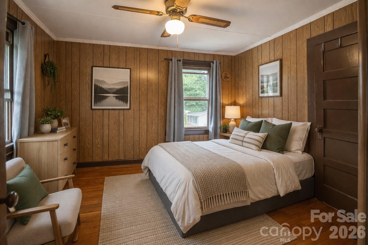 400 Summit Avenue — Spruce Pine