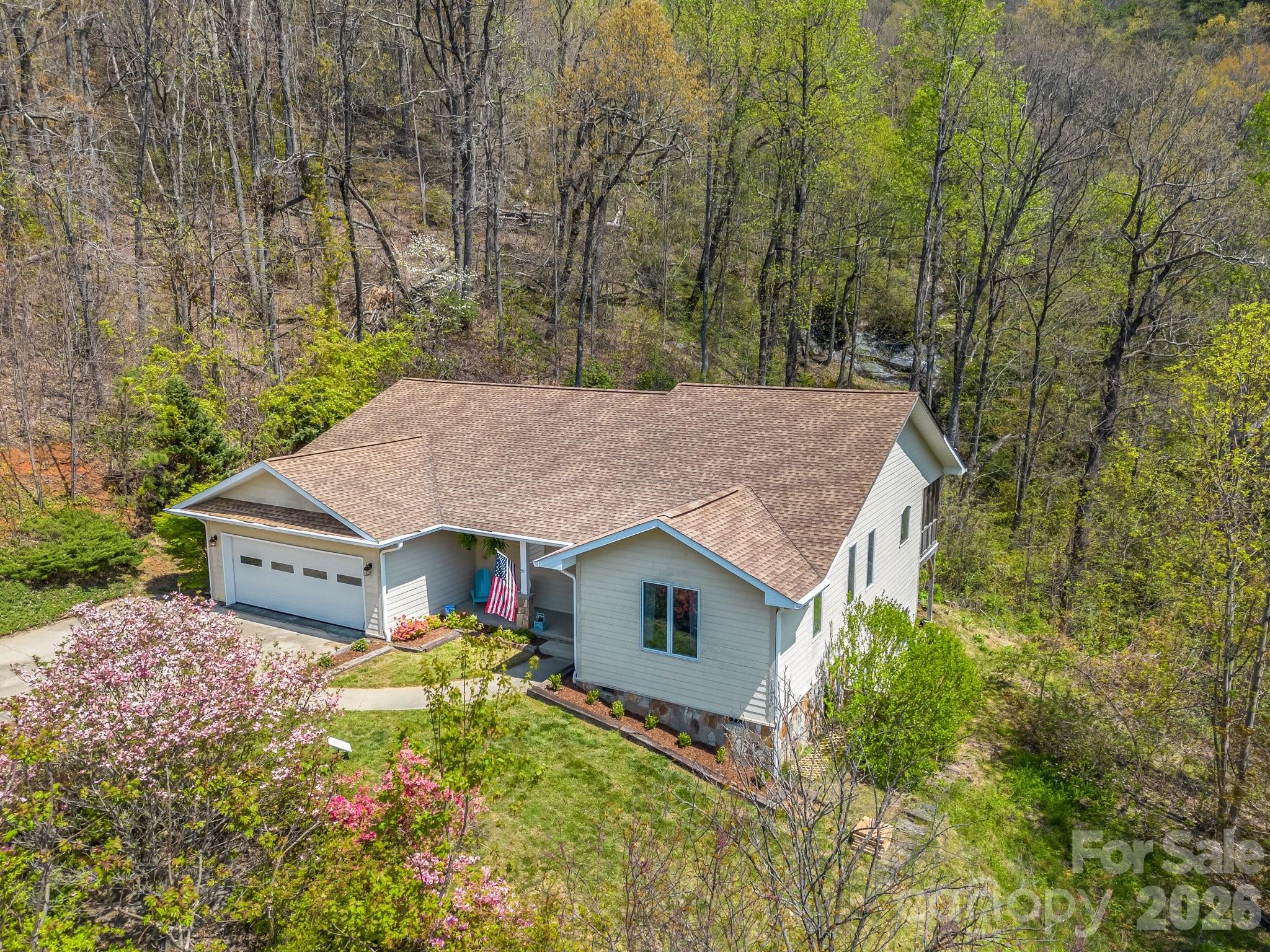 1424 Wolfpen Road — Old Fort