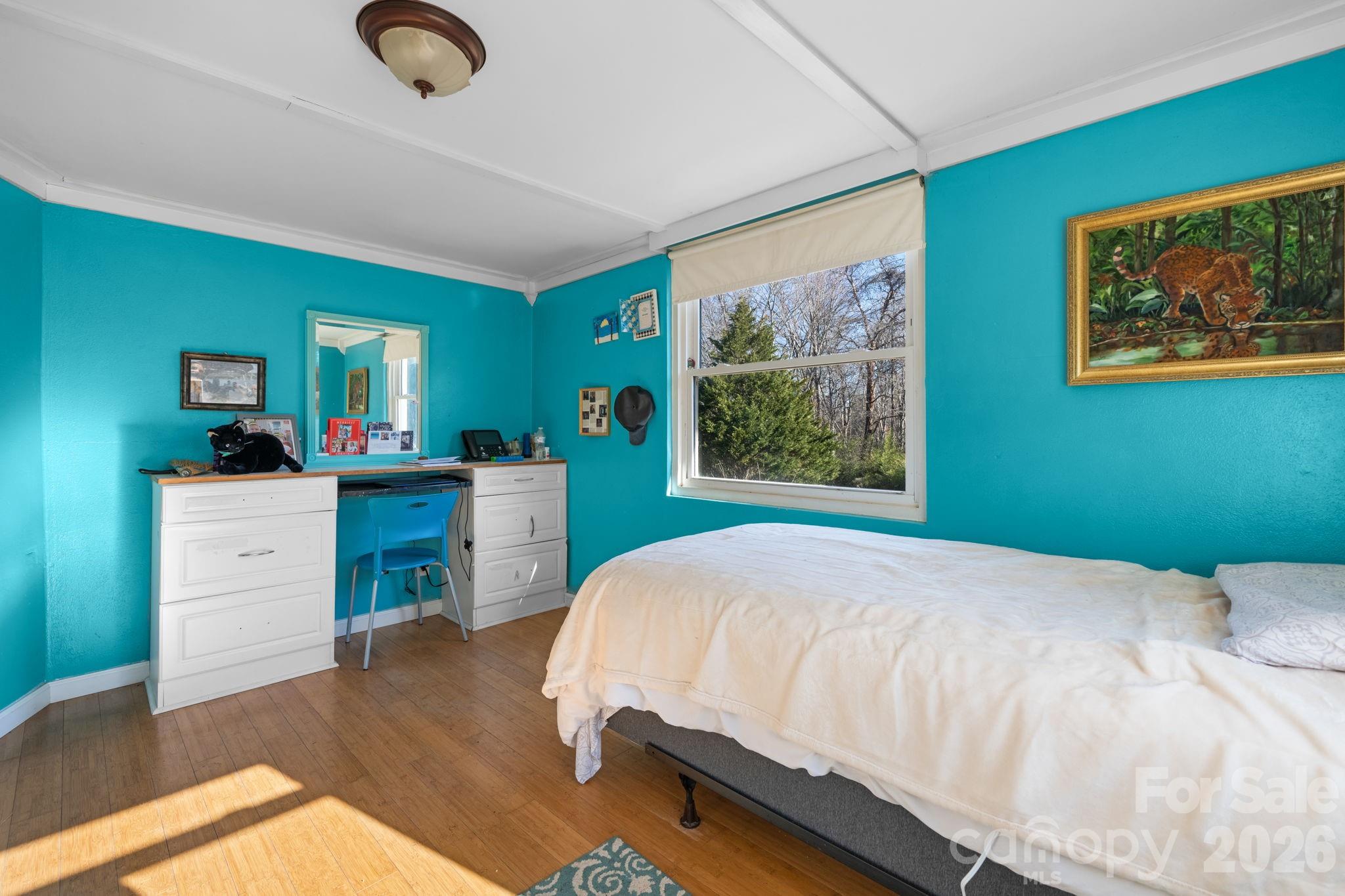 3358 Falling Creek Road — Hickory