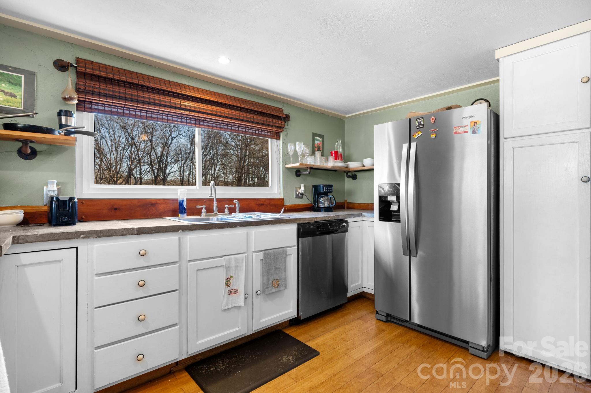 3358 Falling Creek Road — Hickory