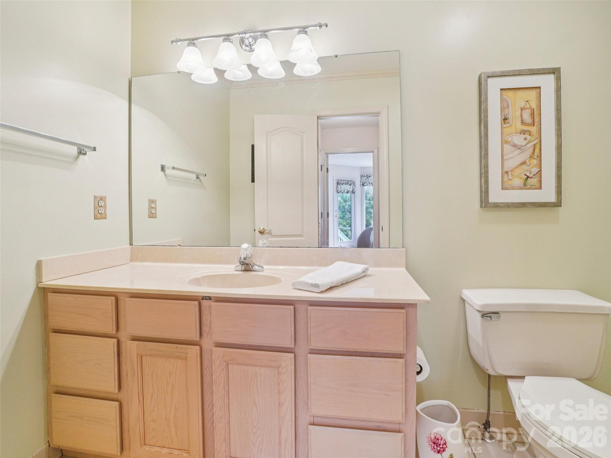 38 Highland Pointe Drive — Weaverville