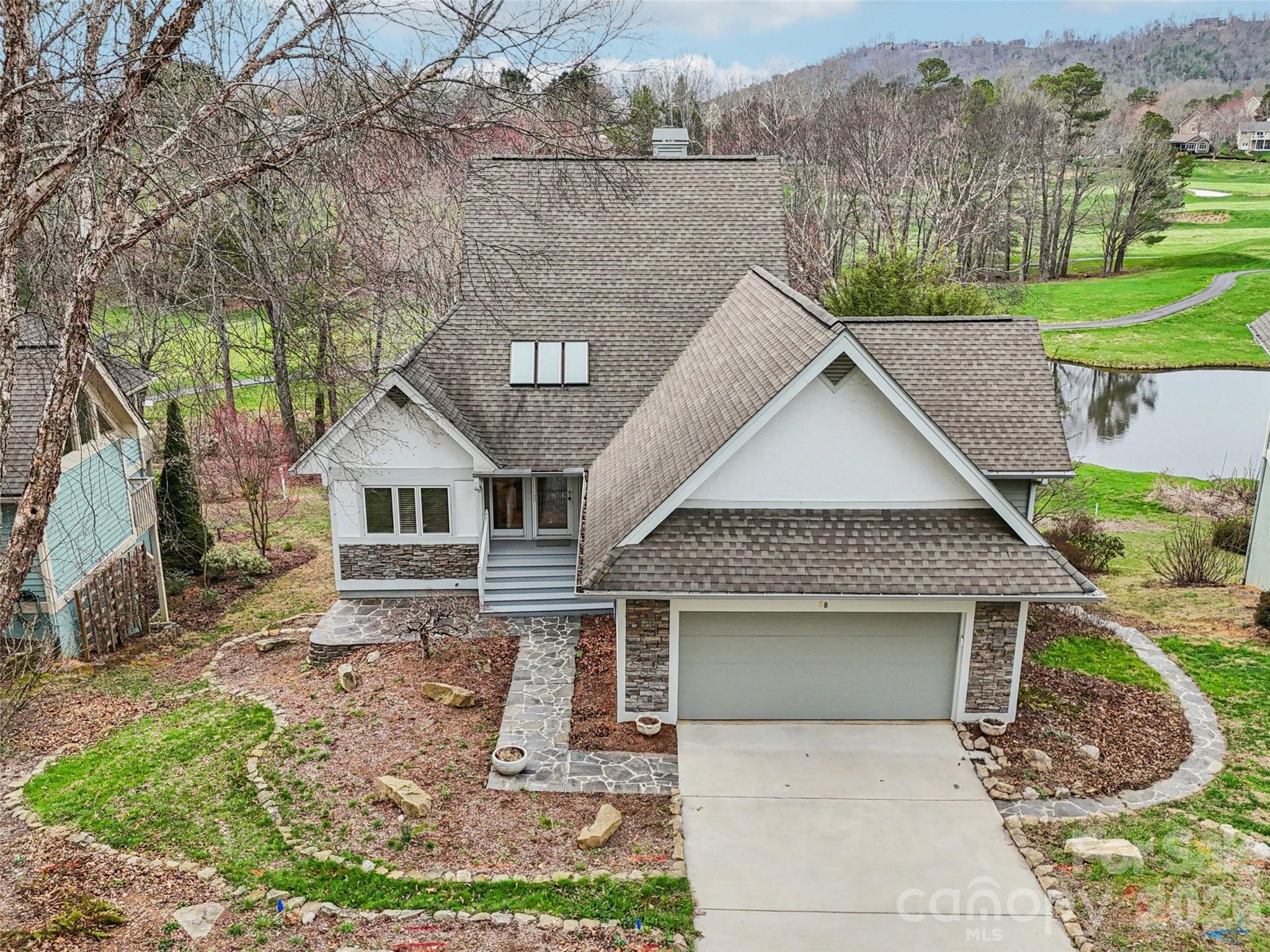 38 Highland Pointe Drive — Weaverville