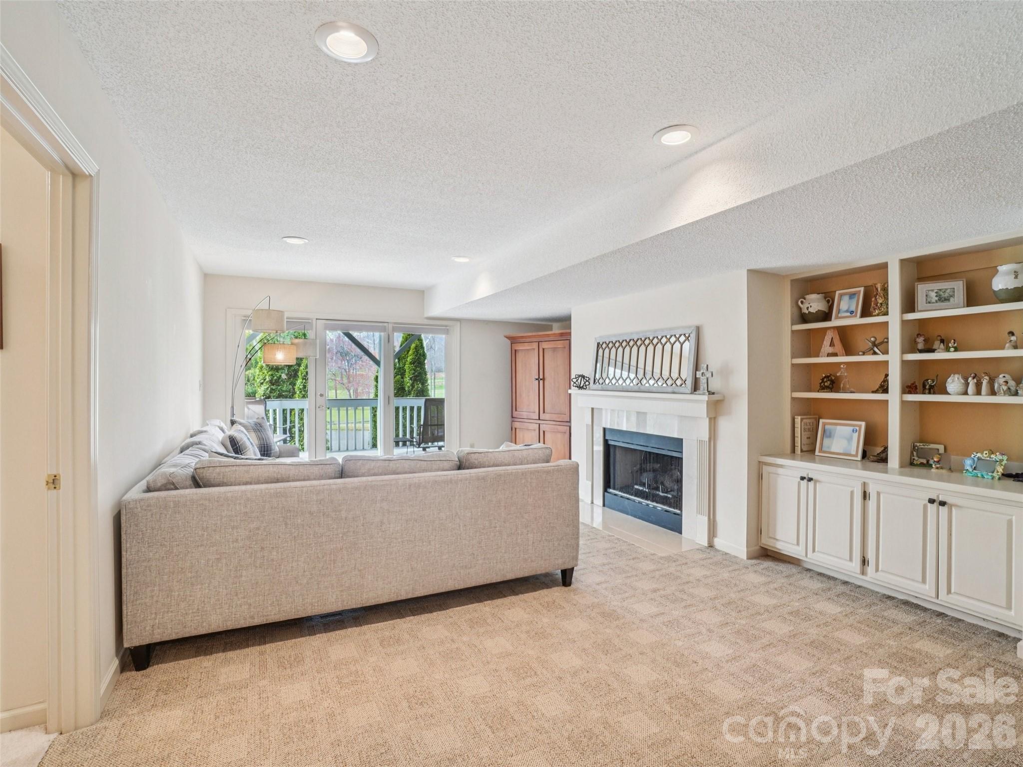 38 Highland Pointe Drive — Weaverville