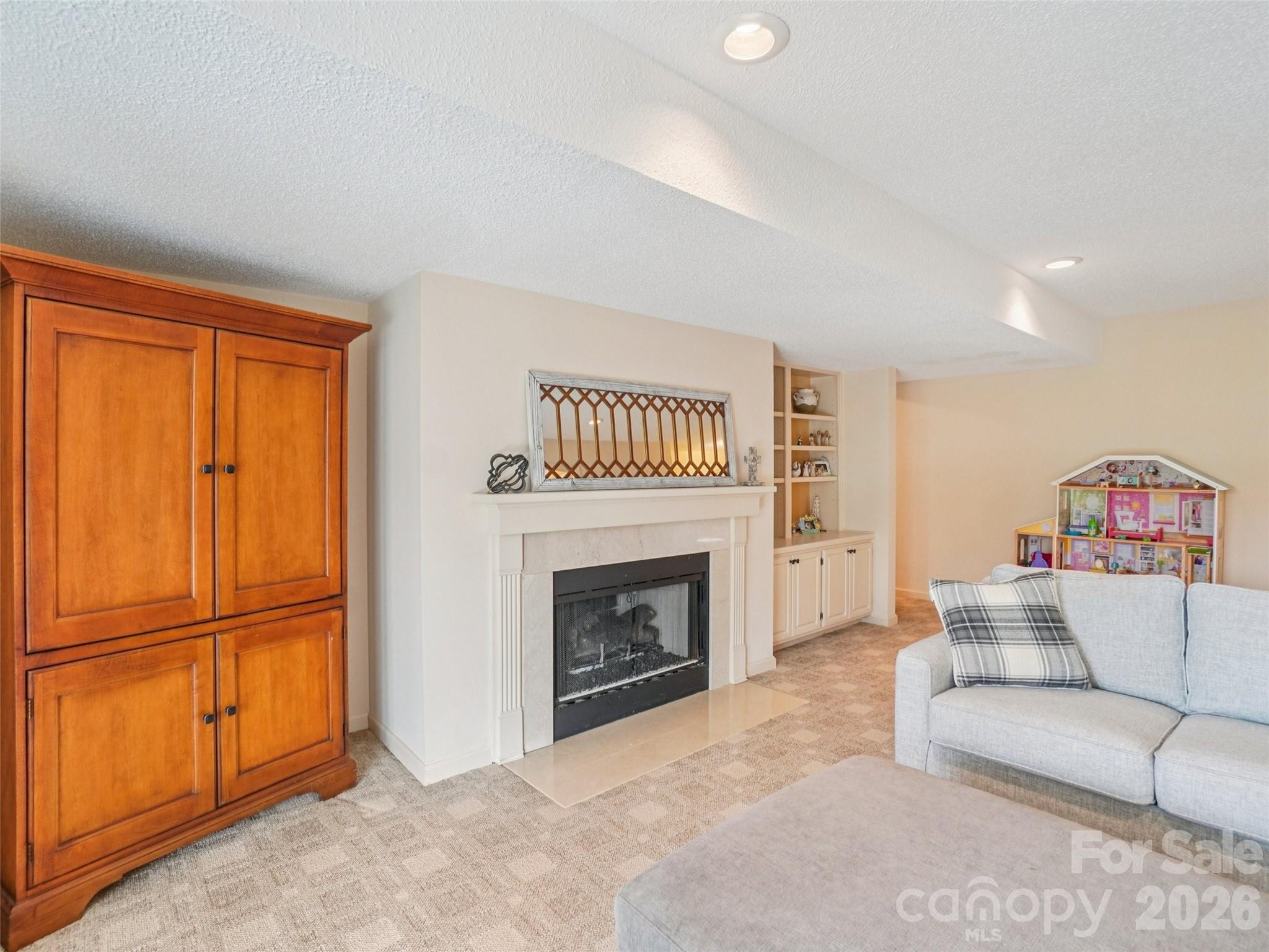 38 Highland Pointe Drive — Weaverville