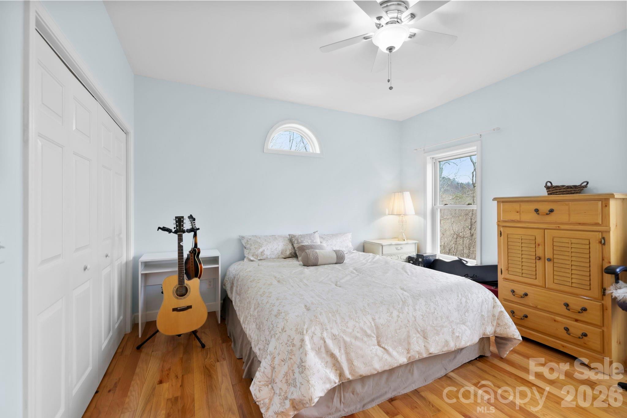 11 Starlight Drive — Black Mountain