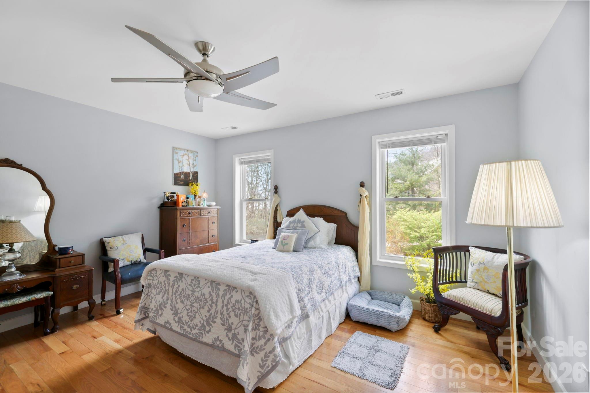11 Starlight Drive — Black Mountain