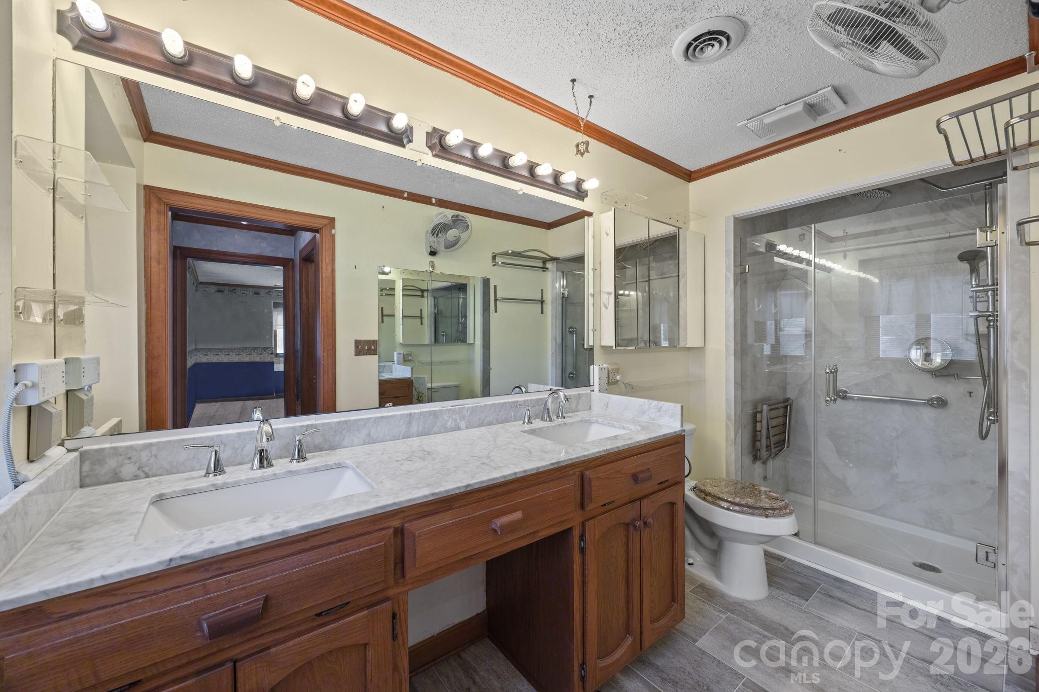 1463 Charlotte Highway — Mooresville