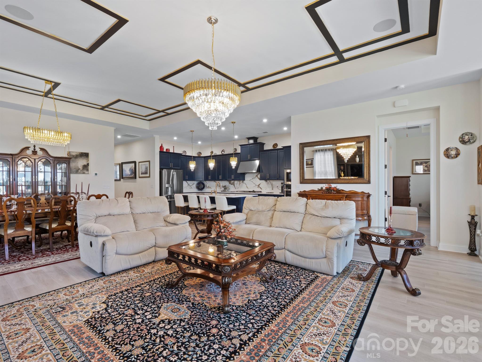 6015 Waldorf Avenue — Monroe