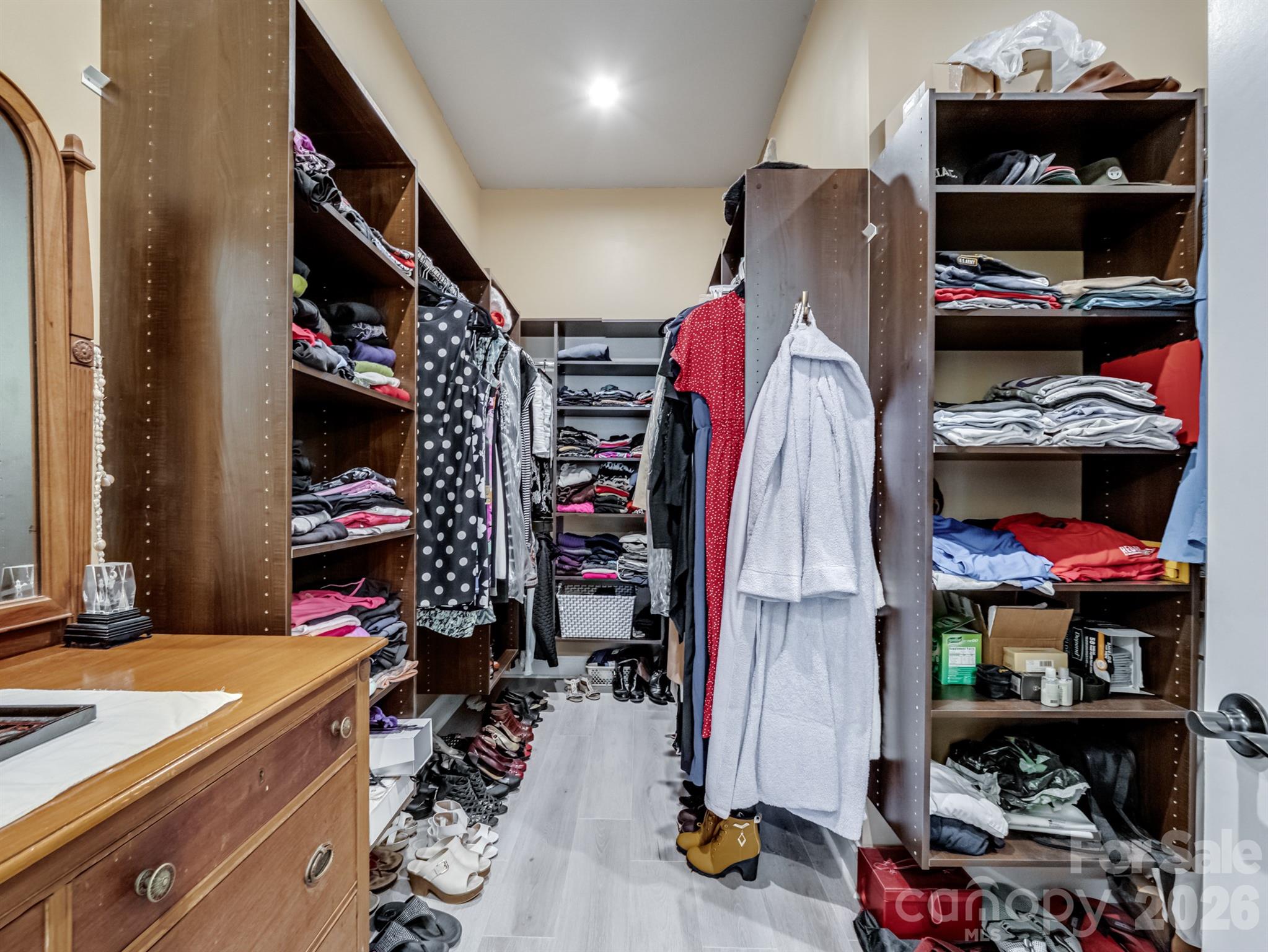 6015 Waldorf Avenue — Monroe