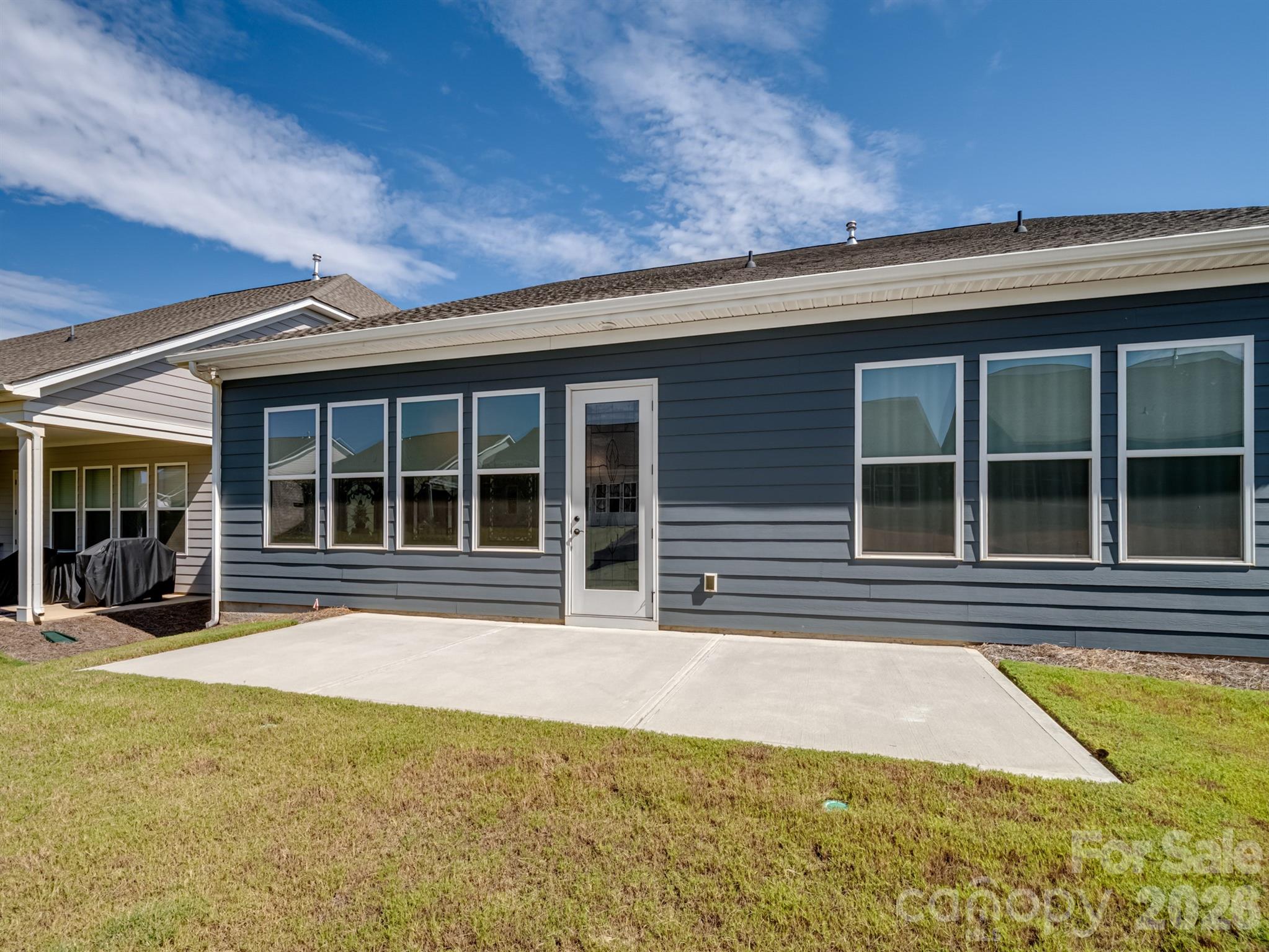 6015 Waldorf Avenue — Monroe