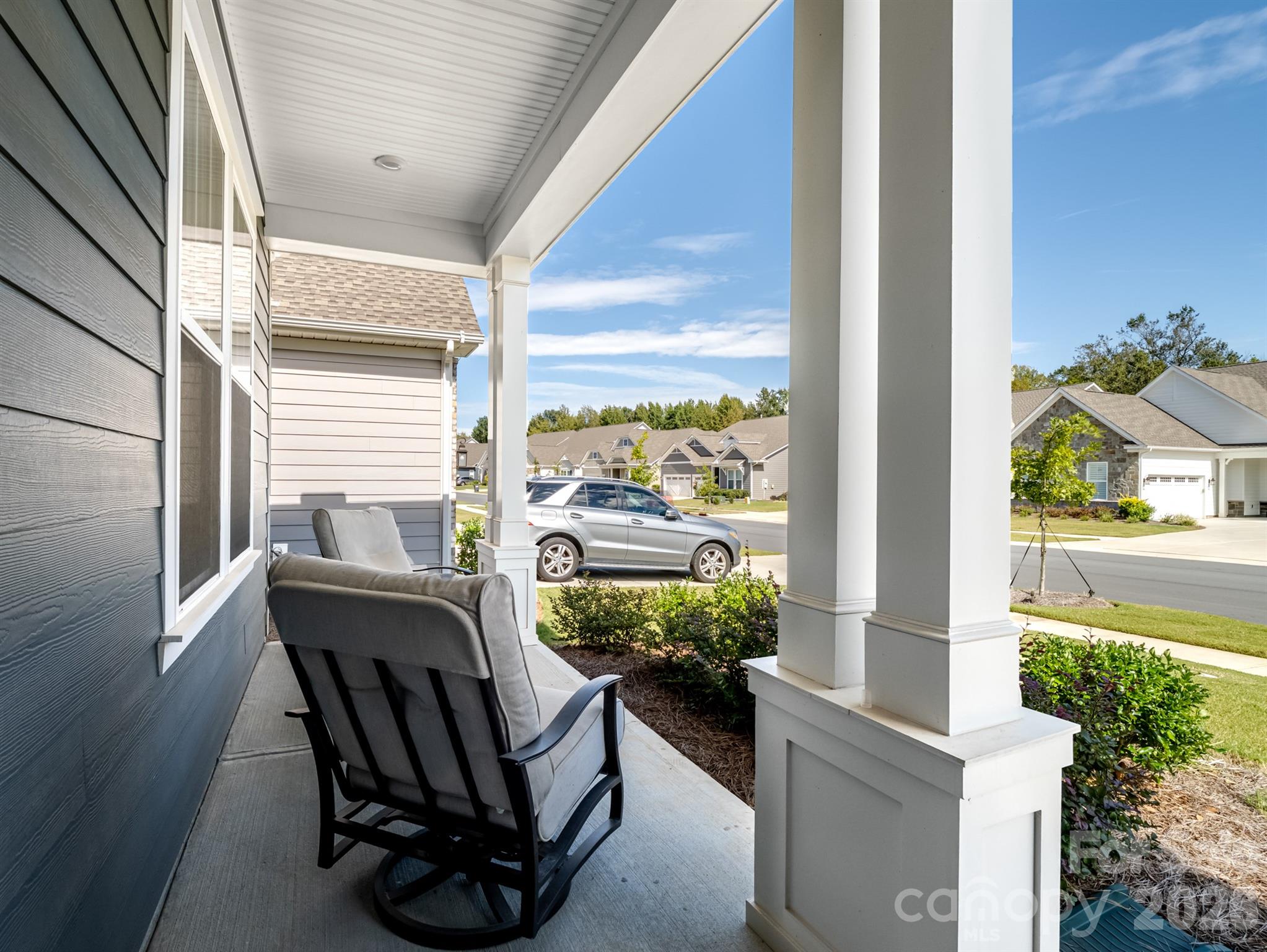 6015 Waldorf Avenue — Monroe