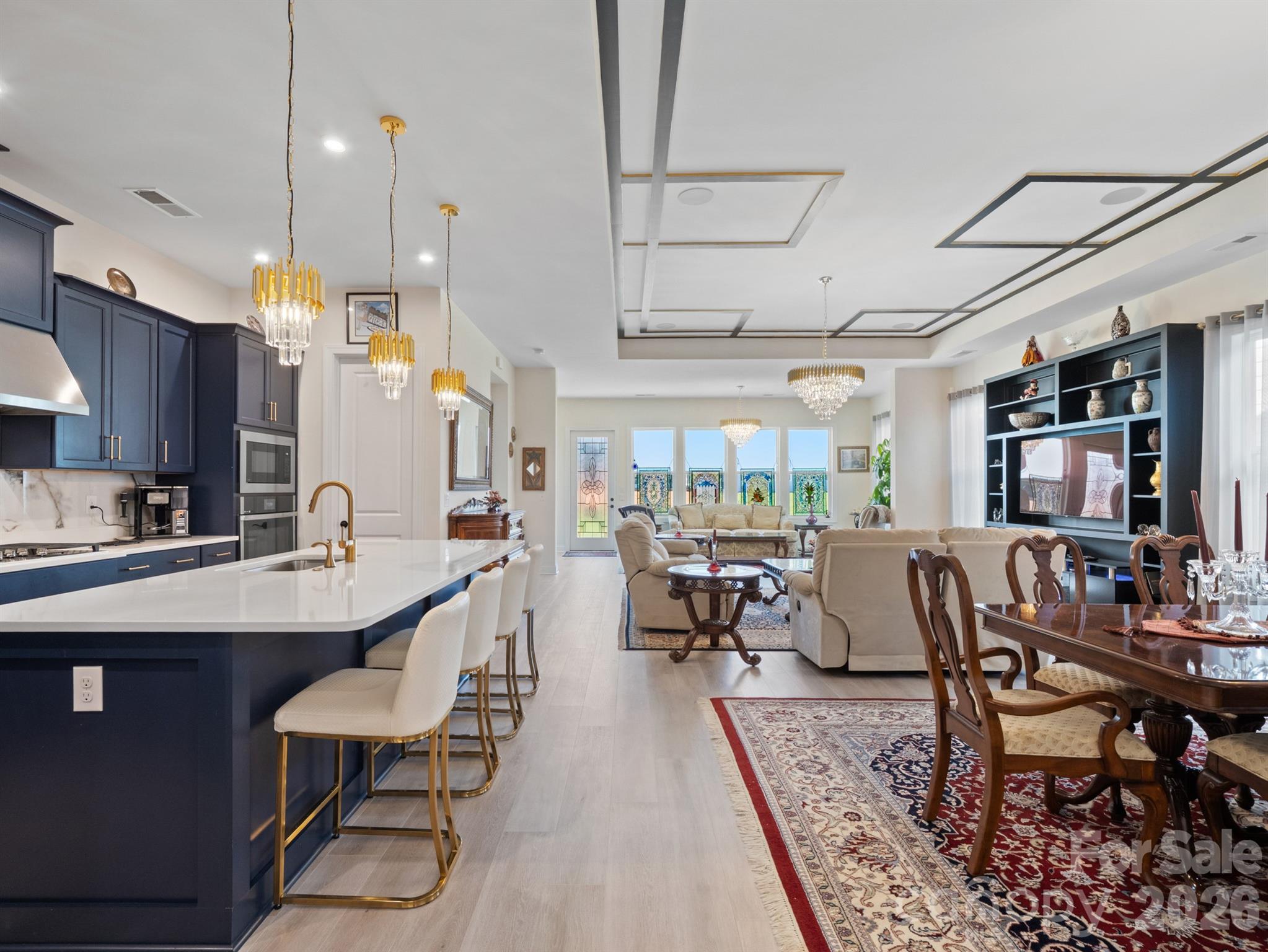6015 Waldorf Avenue — Monroe