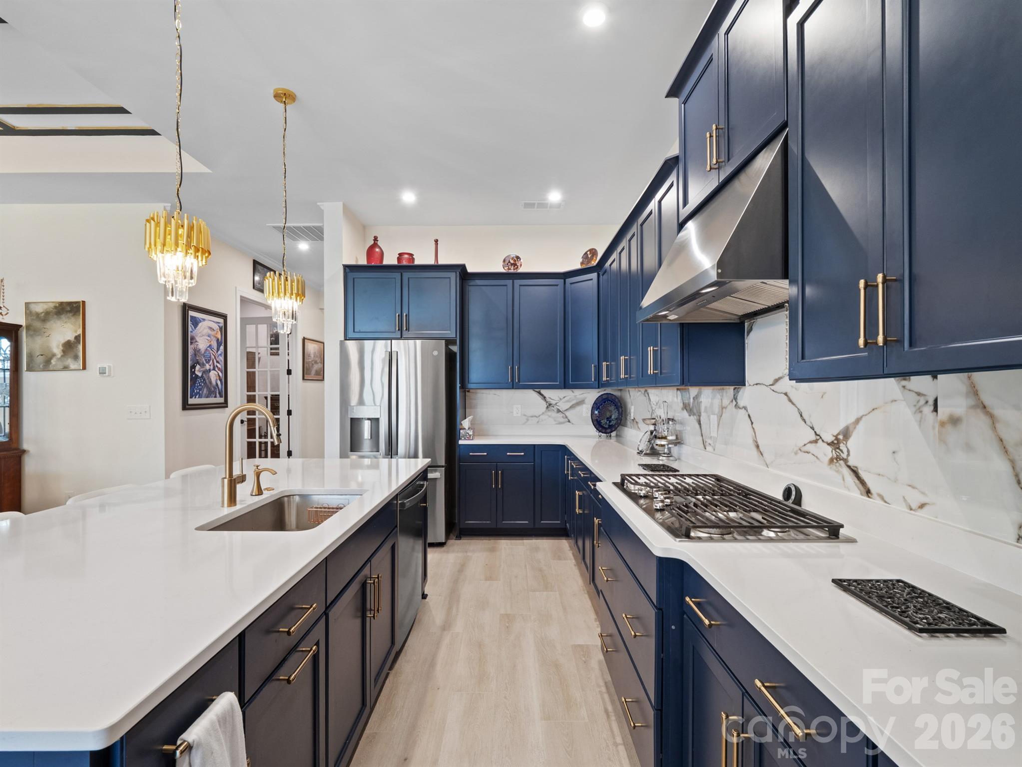 6015 Waldorf Avenue — Monroe
