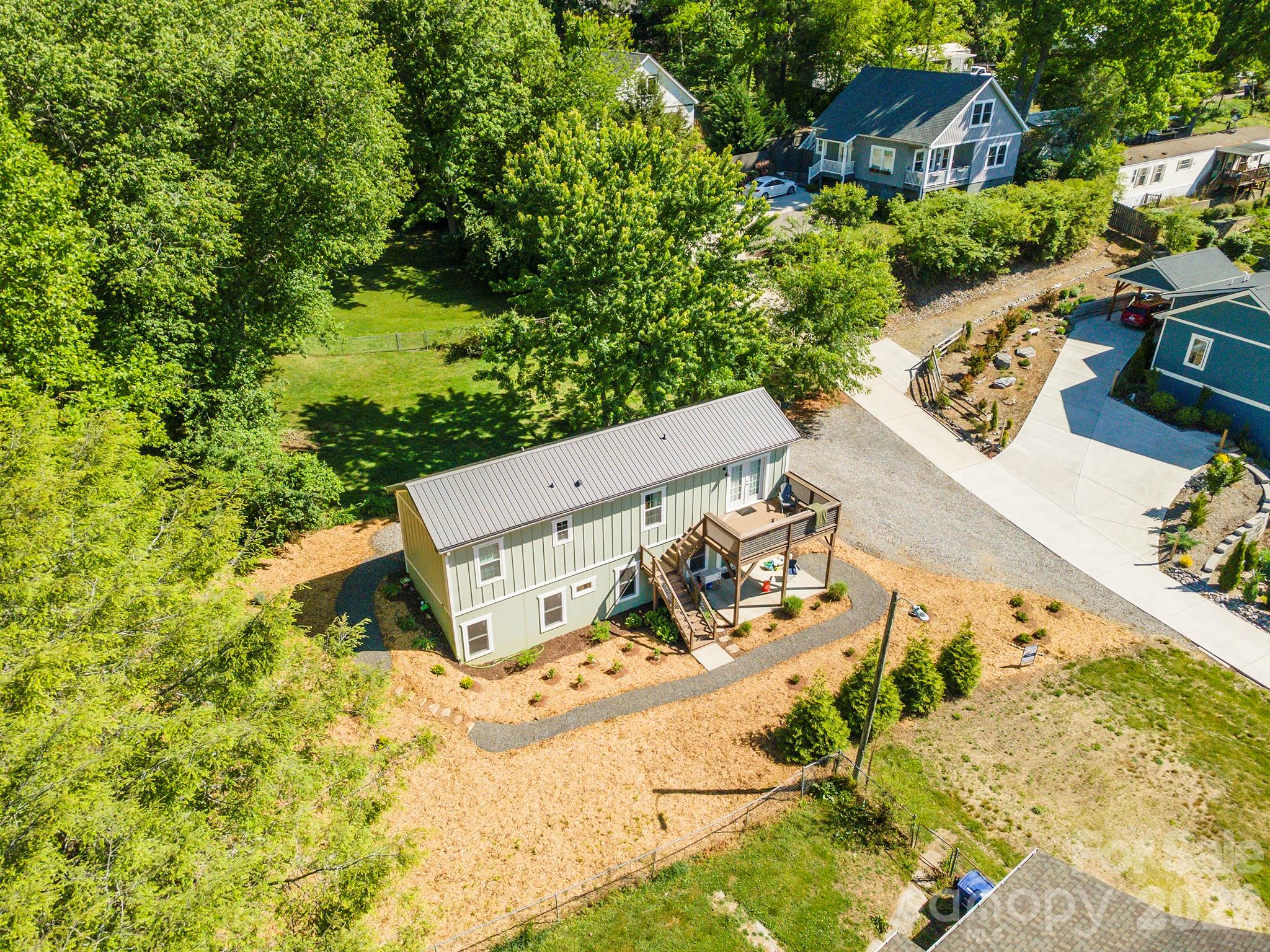 106 Joy Ridge Drive — Black Mountain