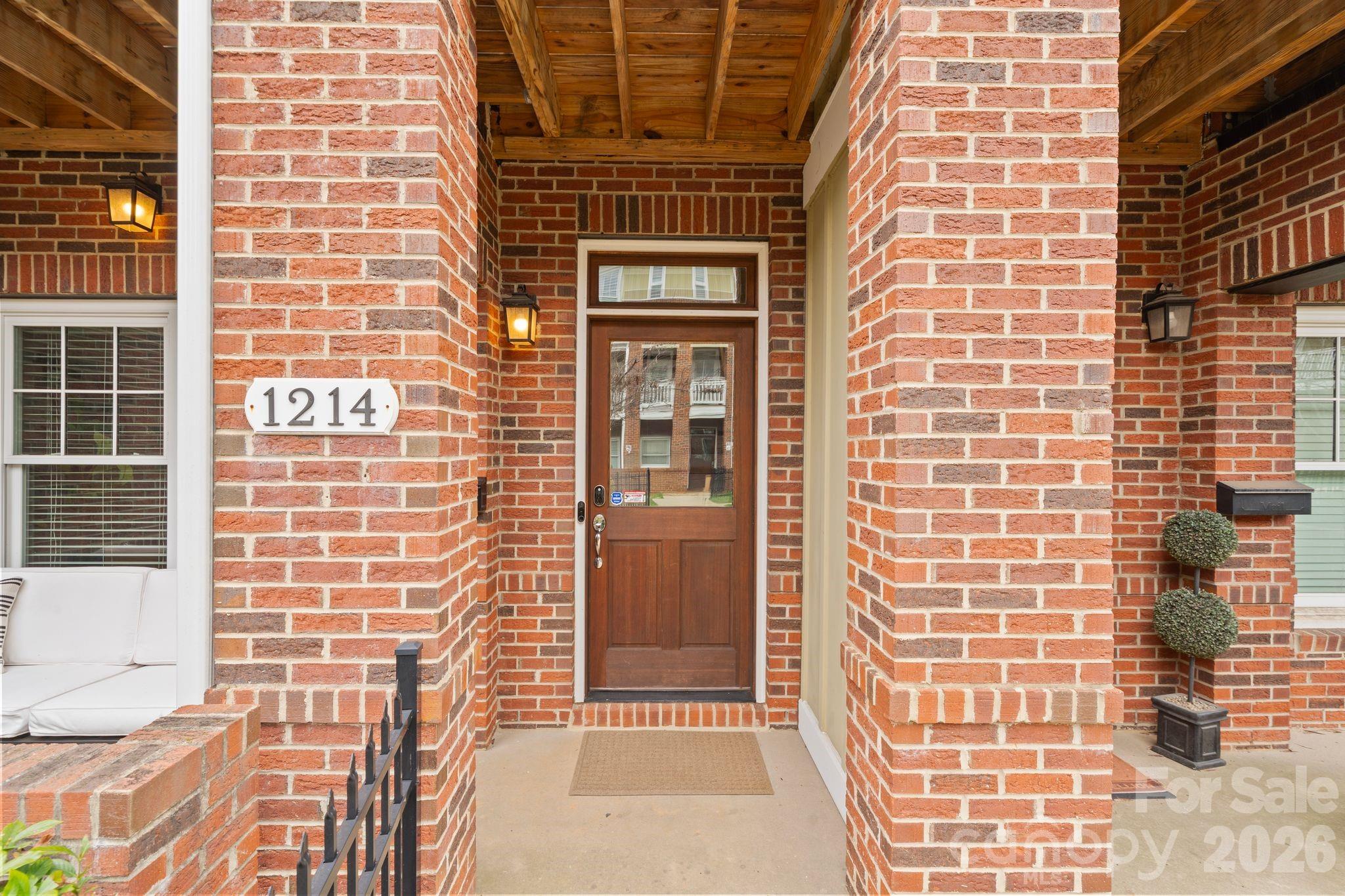 1214 Macomb Place — Charlotte
