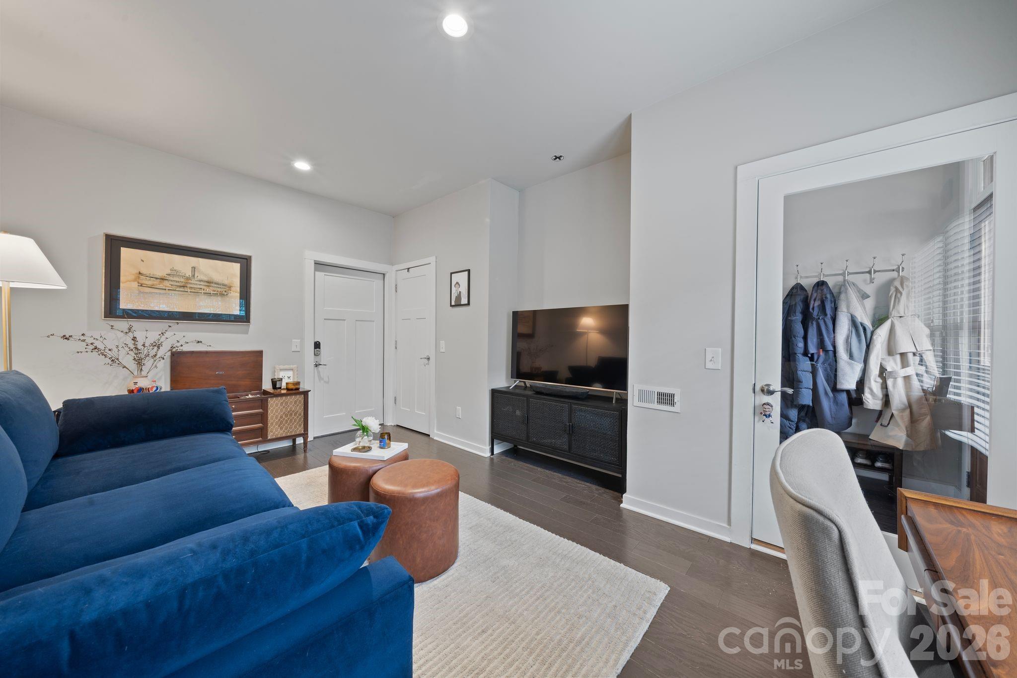 1214 Macomb Place — Charlotte
