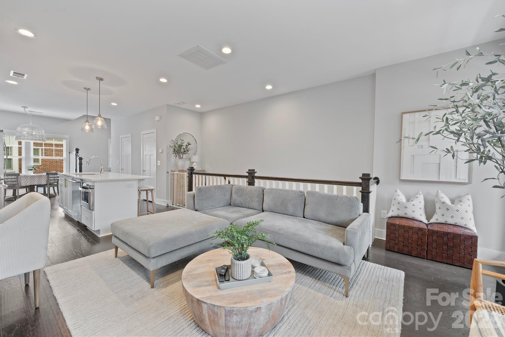 1214 Macomb Place — Charlotte