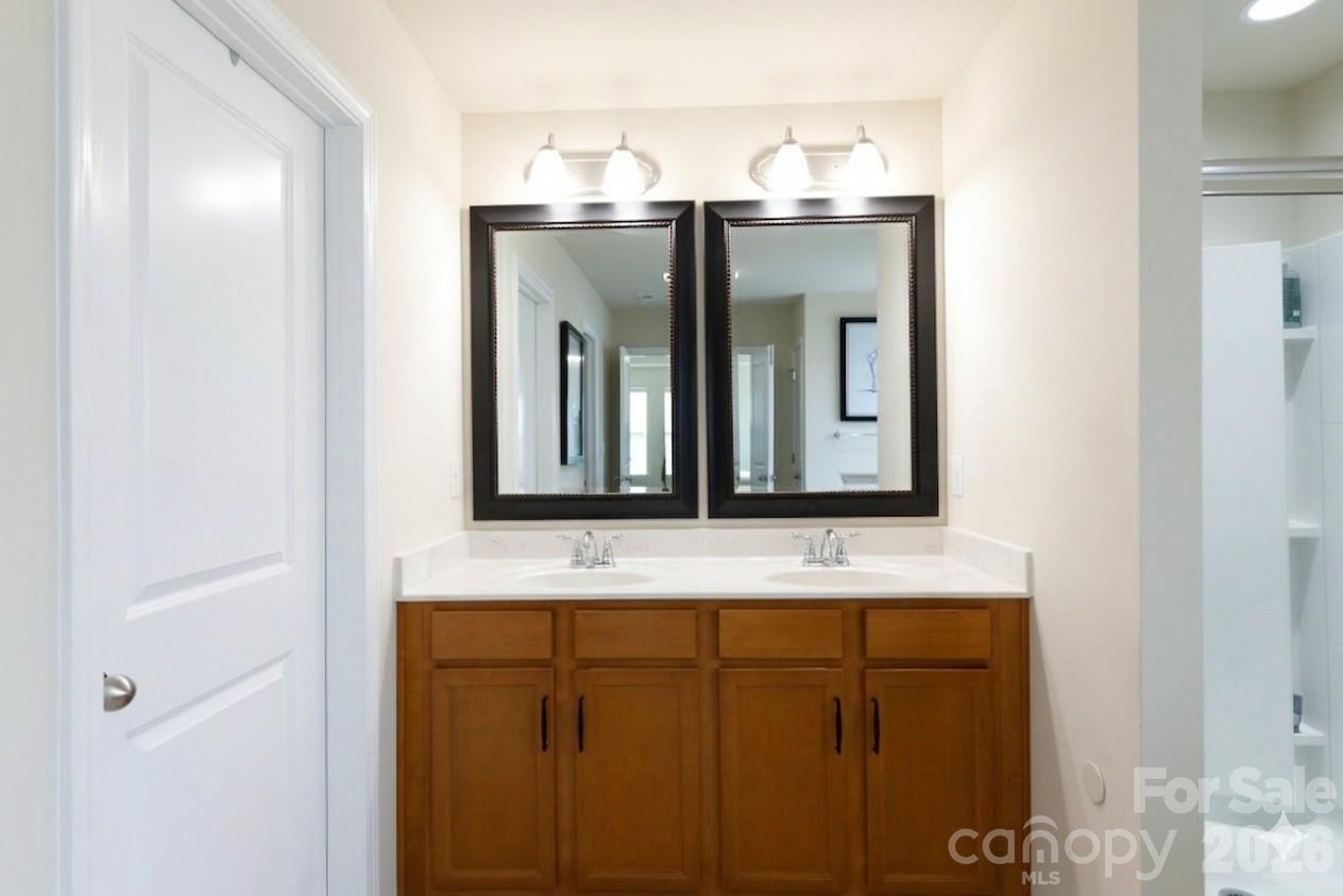 704 Rawlings Place — Rock Hill