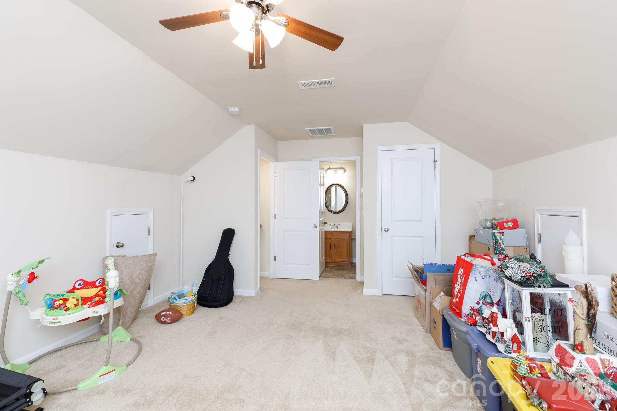 704 Rawlings Place — Rock Hill