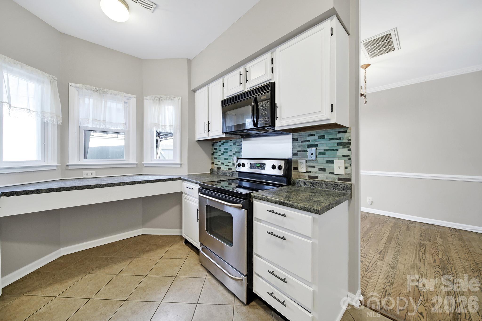 804 Greenleaf Avenue — Charlotte