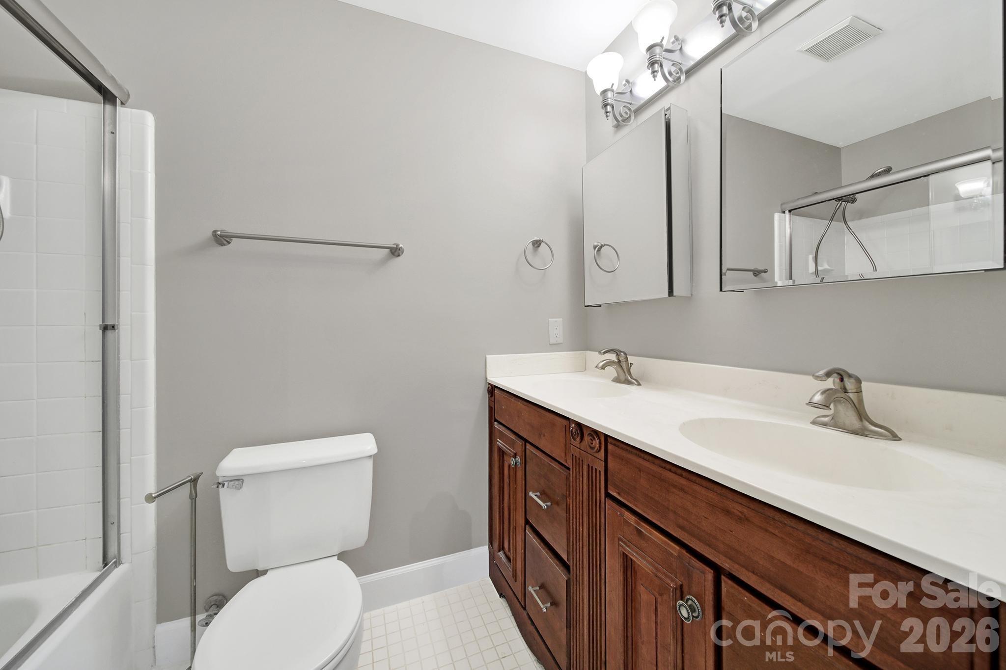 804 Greenleaf Avenue — Charlotte