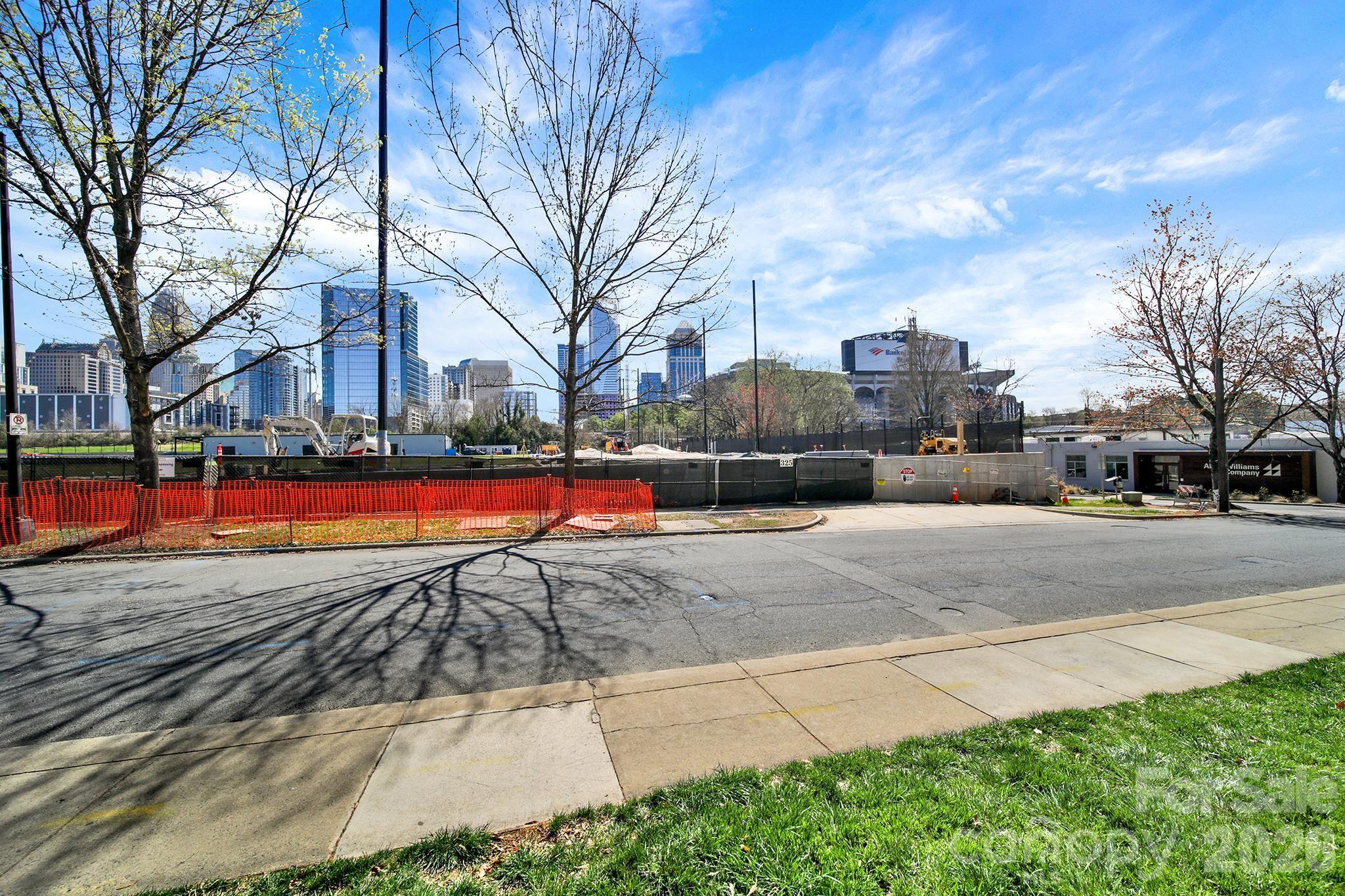 804 Greenleaf Avenue — Charlotte