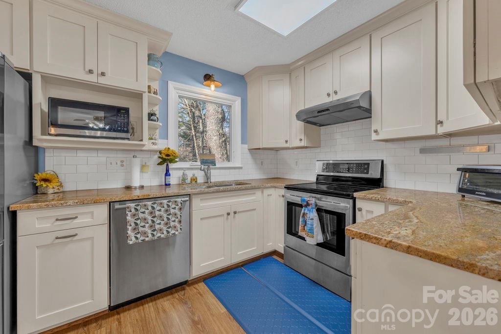 6 Ridgewood Lane — Newland
