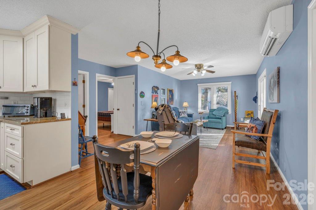 6 Ridgewood Lane — Newland