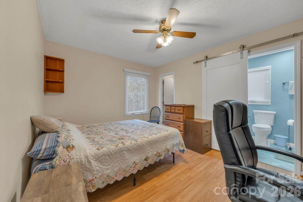 6 Ridgewood Lane — Newland