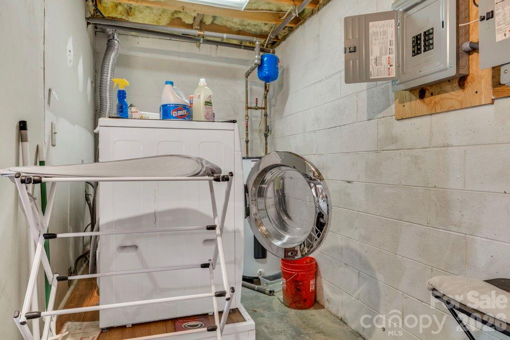 6 Ridgewood Lane — Newland