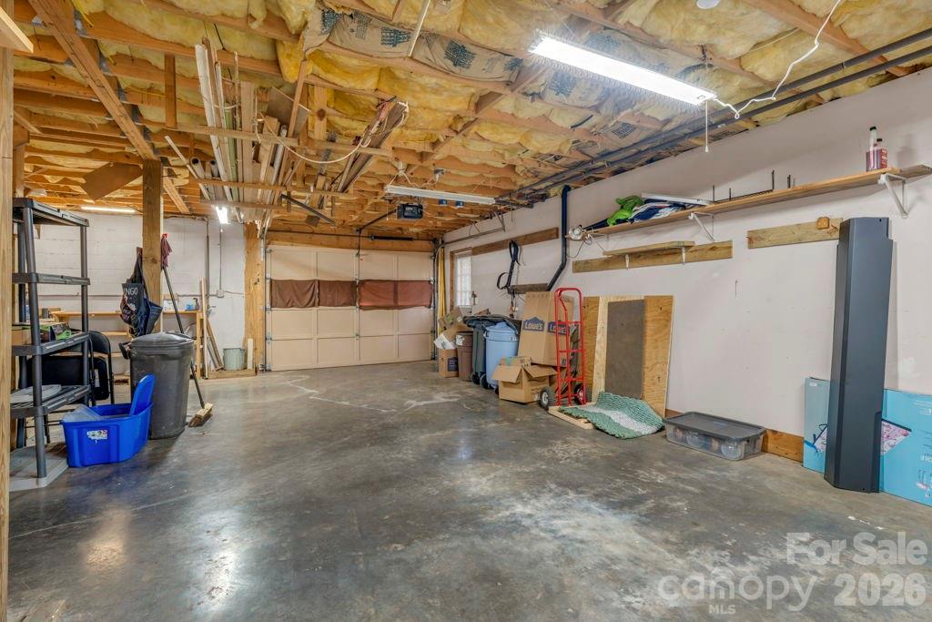 6 Ridgewood Lane — Newland