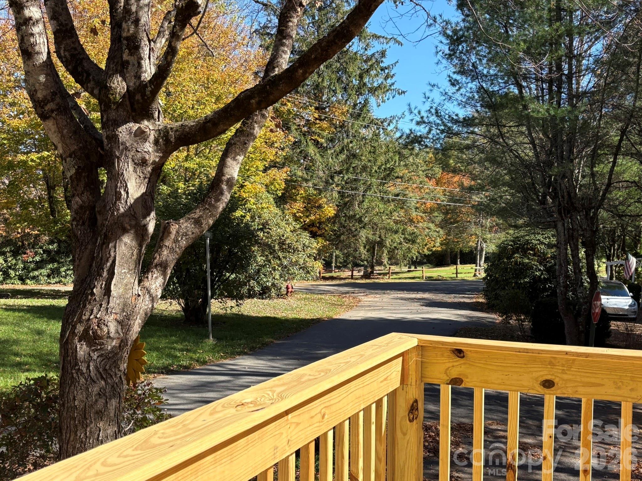 6 Ridgewood Lane — Newland