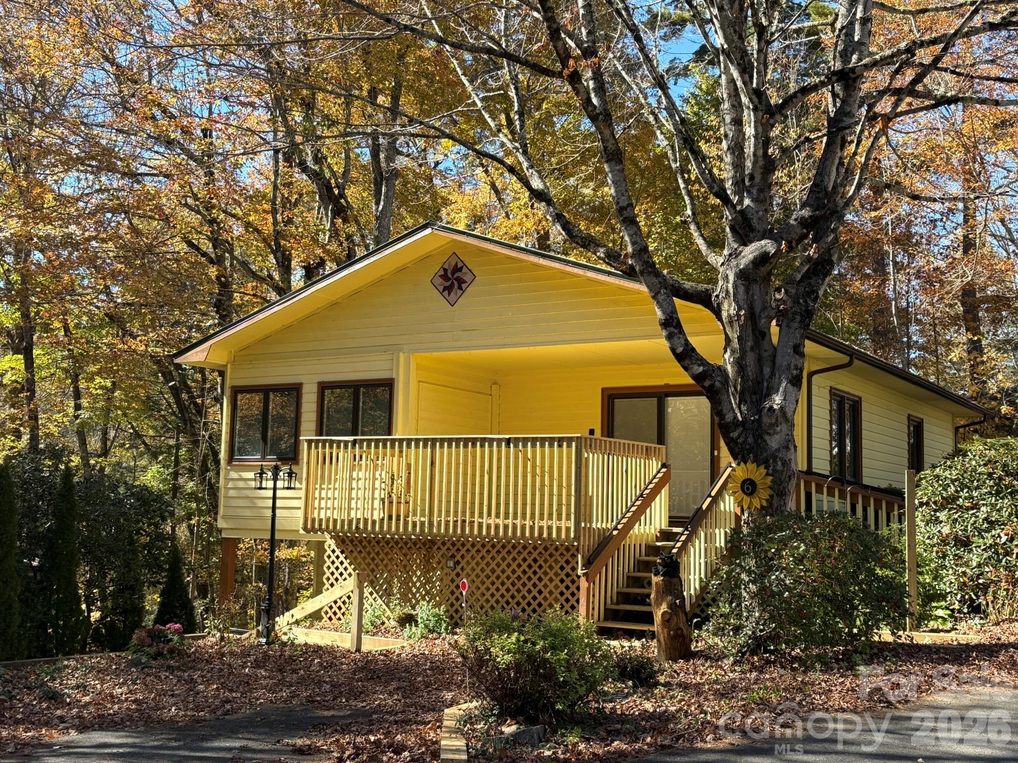 6 Ridgewood Lane — Newland