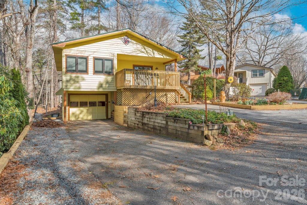 6 Ridgewood Lane — Newland