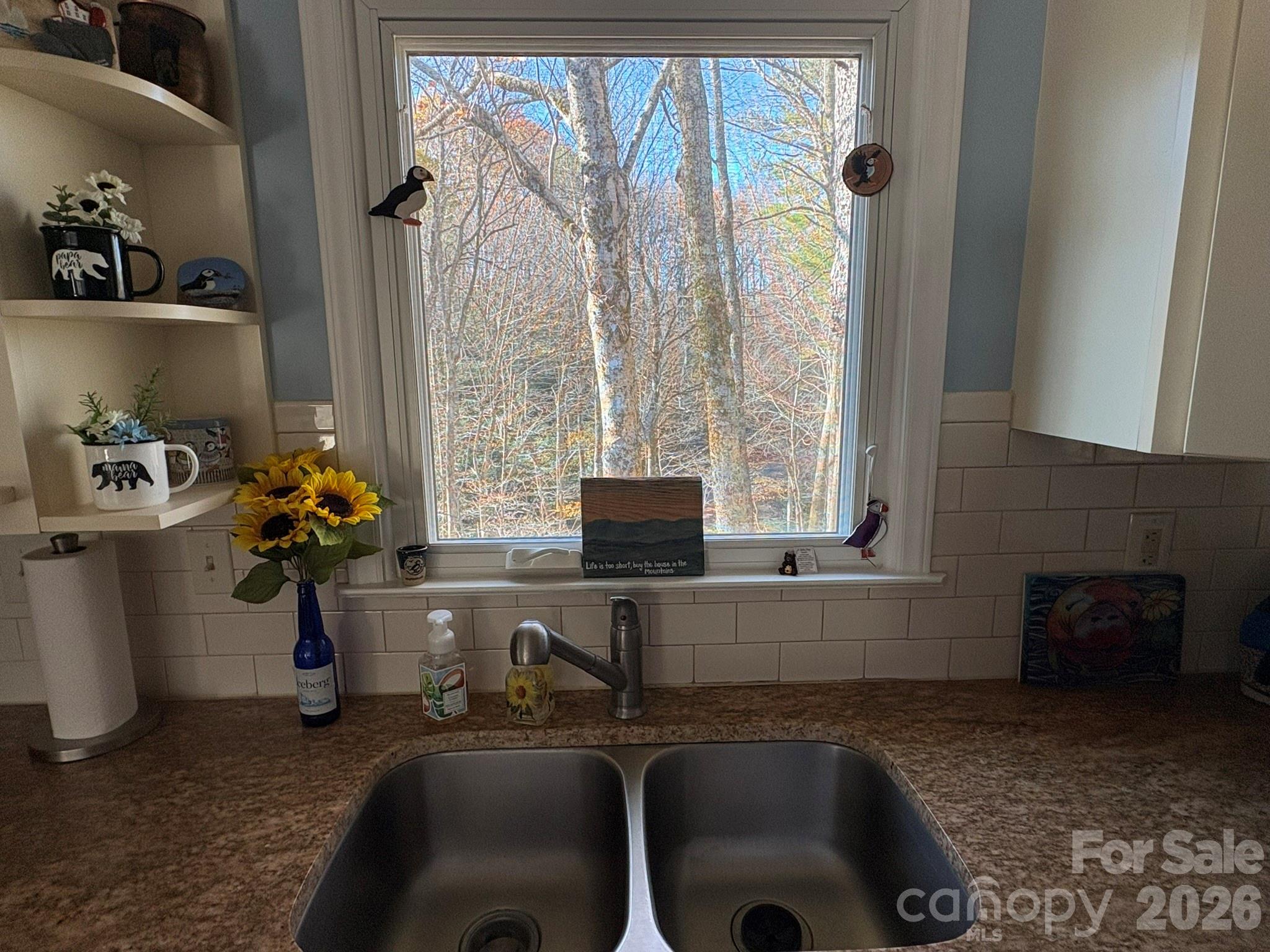 6 Ridgewood Lane — Newland