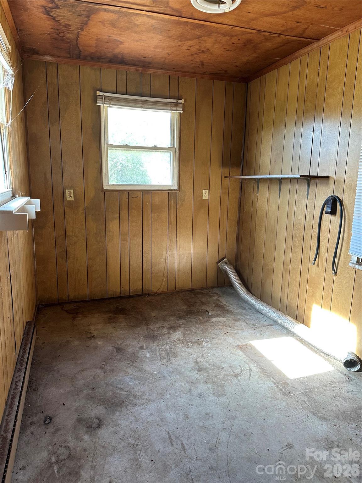 8245 Smith Road — Stanfield