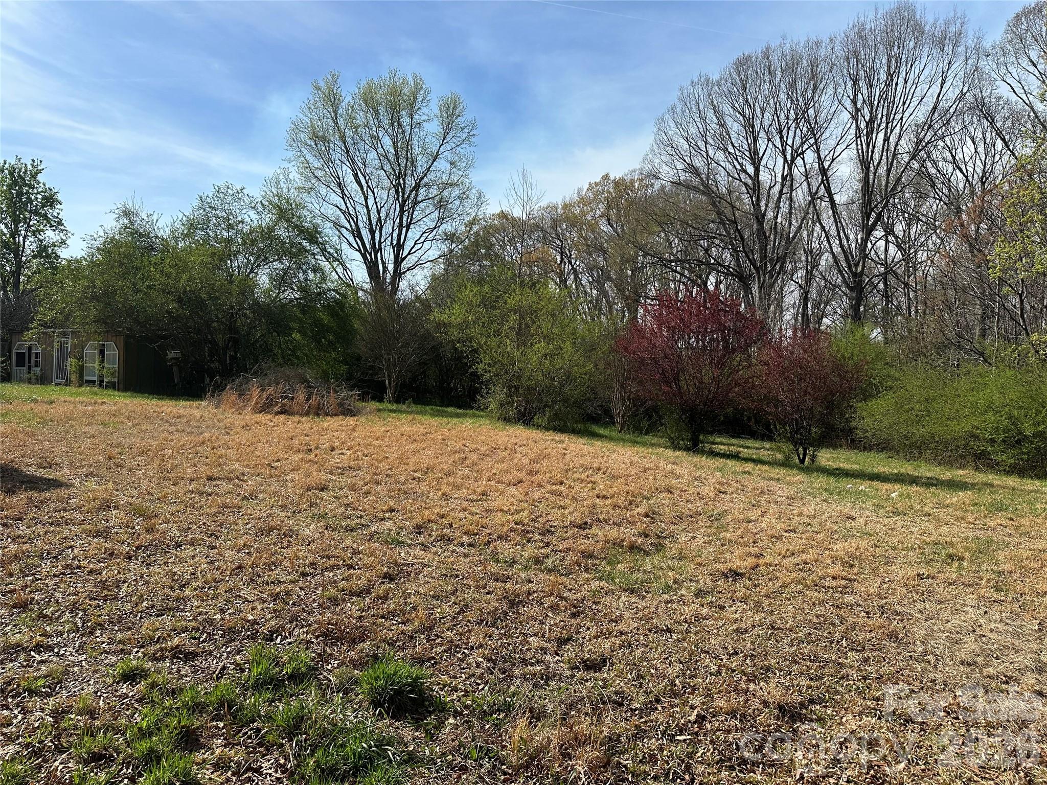 8245 Smith Road — Stanfield