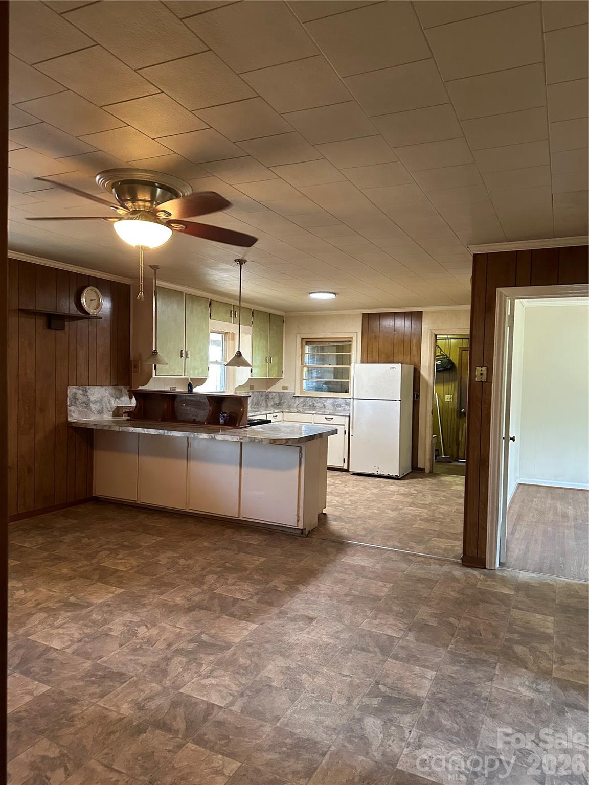 8245 Smith Road — Stanfield