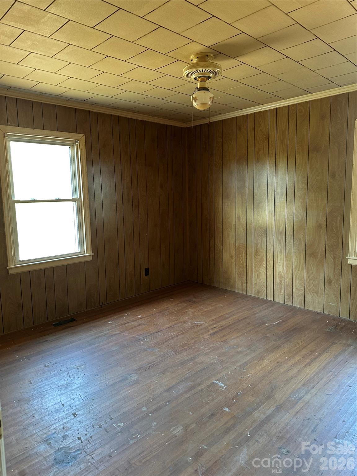 8245 Smith Road — Stanfield
