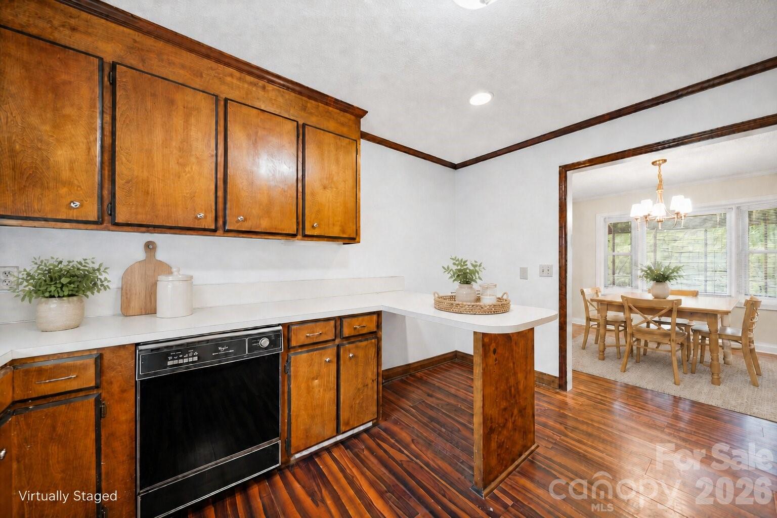 1160 SE Crestmont Drive — Concord