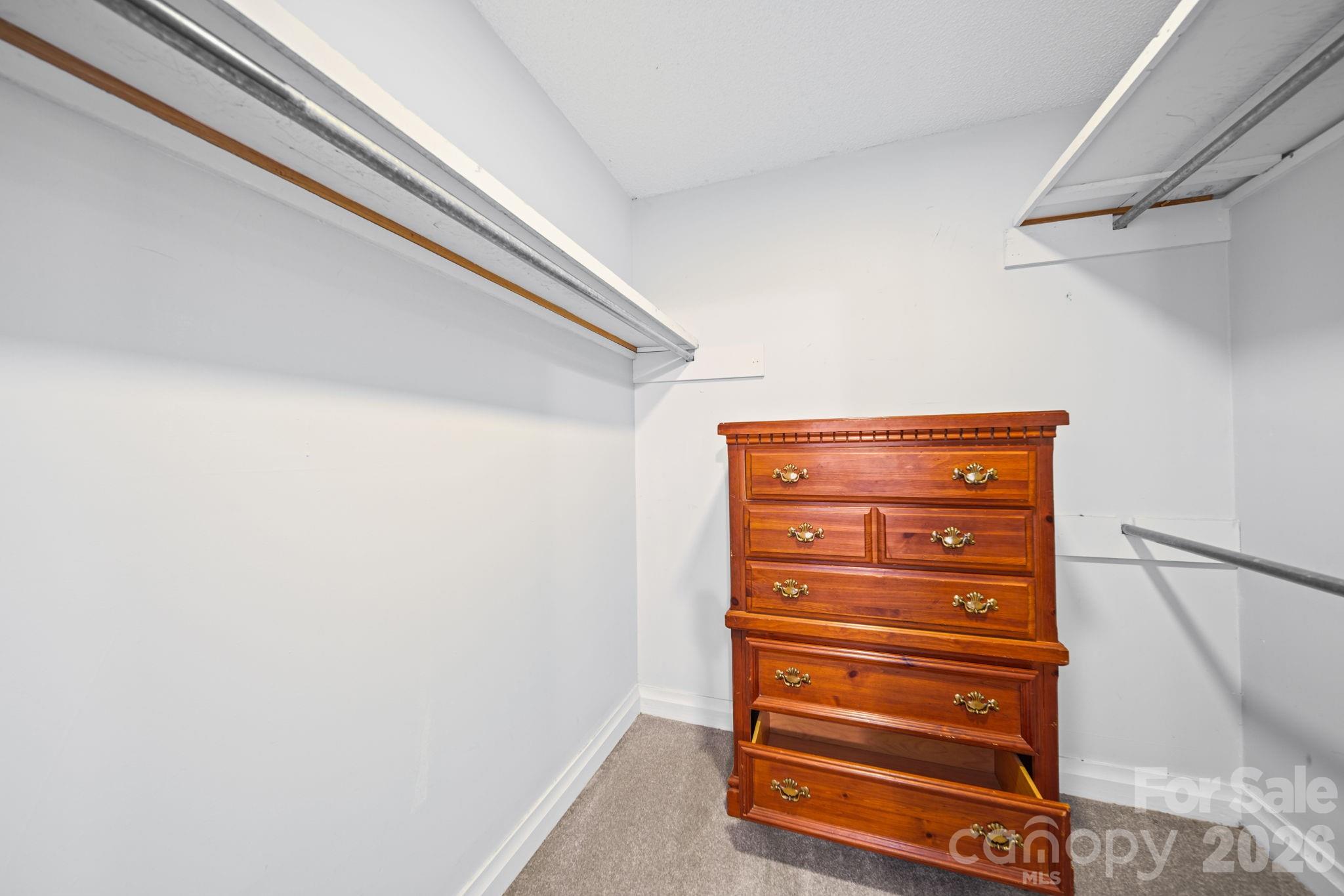 1160 SE Crestmont Drive — Concord