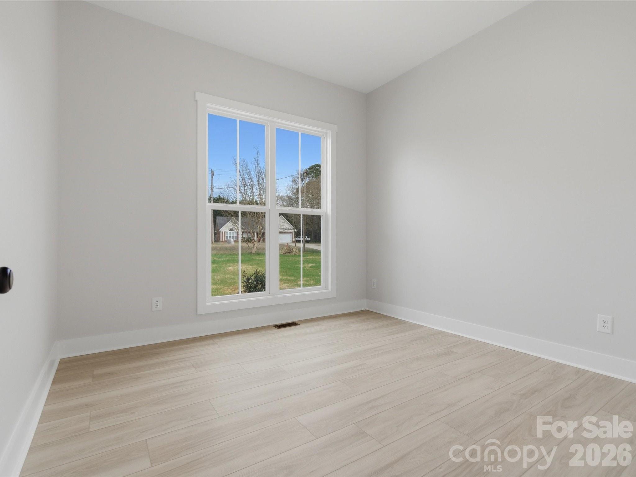 1133 White Jenkins Road — Bessemer City