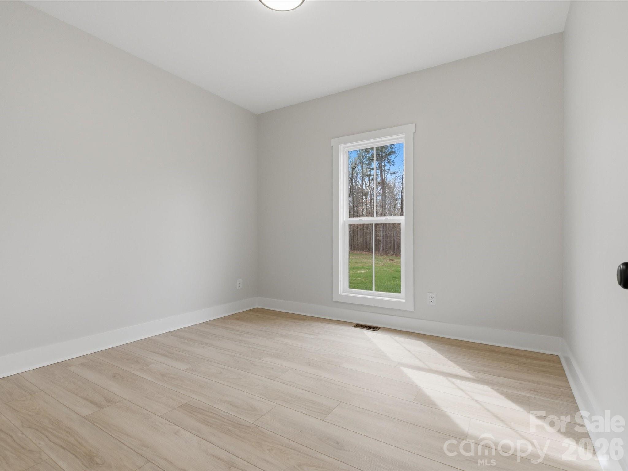 1133 White Jenkins Road — Bessemer City