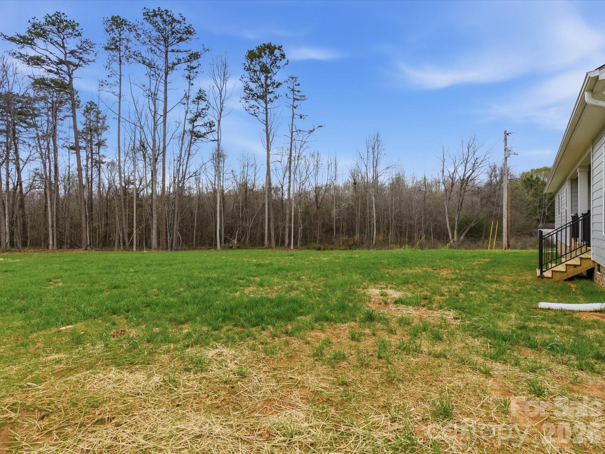 1133 White Jenkins Road — Bessemer City